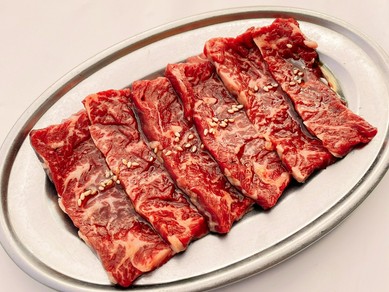 おいしい焼肉でスマートにエスコートし、彼女の心を掴んでみては