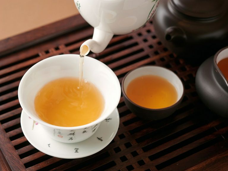 中国銘茶を駆使して、料理を引き立てるペアリングを提案