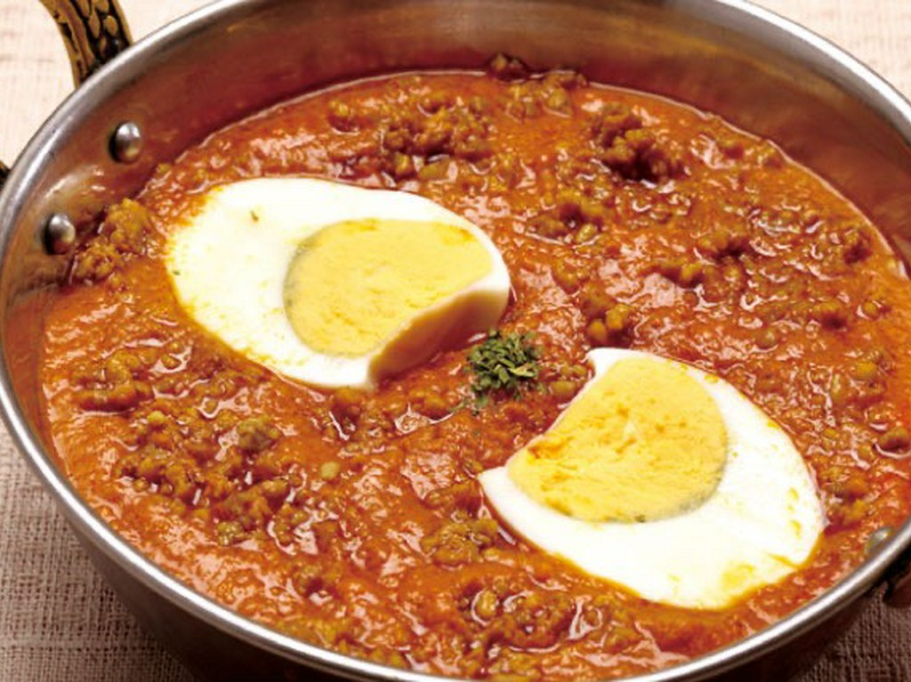 キーマエッグカレー