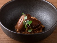 チョコレートムースとガトーショコラの盛り合わせ。チョコレート好きの方は是非！　