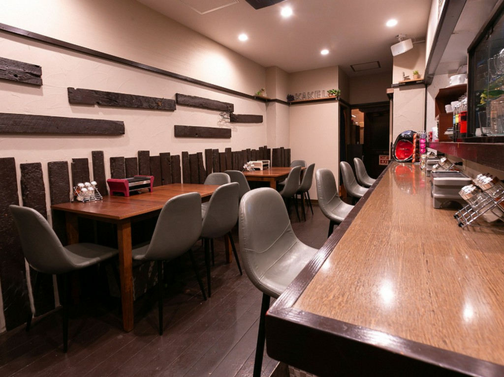 シンプルで落ち着いた、女性好みのオシャレな空間