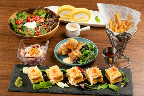 『ミルフィーユ寿司』や『生ハム塩ユッケ』など、お酒も進む！