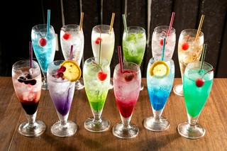 誕生石をイメージしたBirth Stone Drink