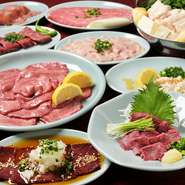 全国各地から直送される新鮮なホルモンや、国産黒毛和牛を焼肉で堪能できます。牛タン・ハラミ・大腸・小腸を甘い味噌で絡めたお酒にぴったりな『ふわとんちゃん』はオススメです。