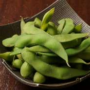だだ茶豆は、枝豆用として栽培されるダイズの種類です。


