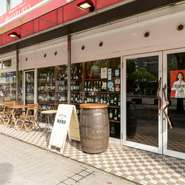 前菜の盛り合わせ1名用1000円プラス500円1時間フリードリンク
17:00までのサービスセット