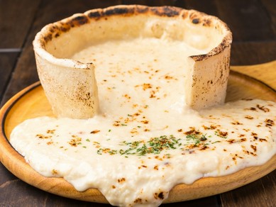 三宮 元町で気軽にワインが飲めるお店 ヒトサラ