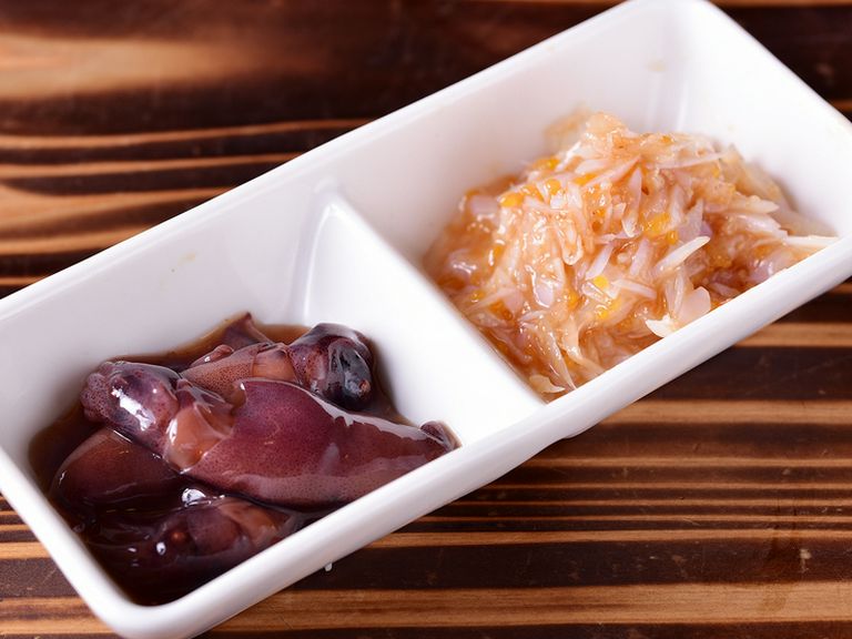 好みのグラスを片手に会話を楽しみ、ゆったりとしたひと時を