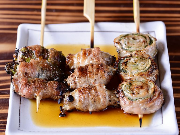 福岡発の人気グルメを気軽に楽しむ『野菜巻き串』