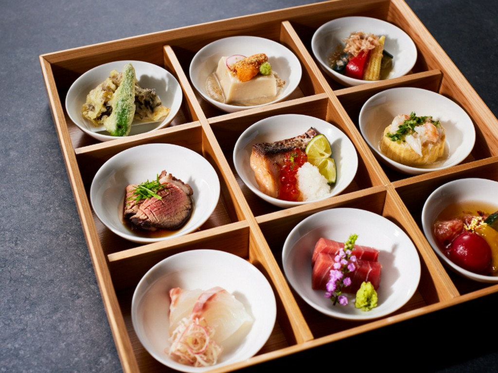 THE WASHIN 9種箱御膳