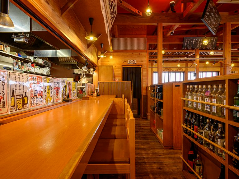 一人でじっくり満喫。焼鳥&お酒の楽しい時間