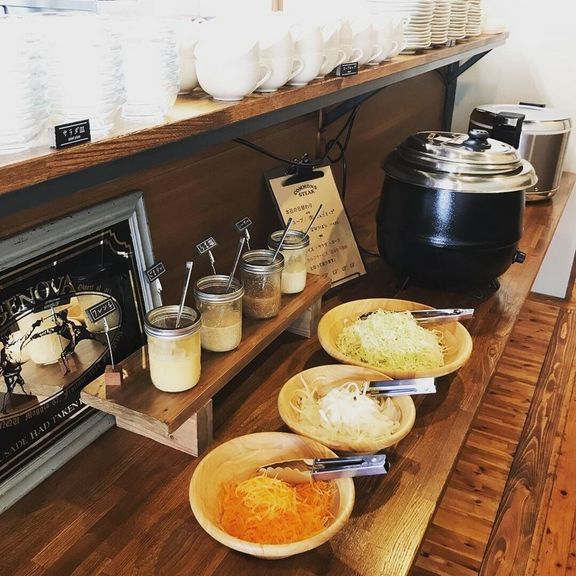 セルフサラダバー