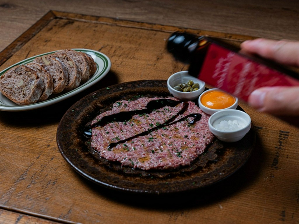 コンビーフタルタル