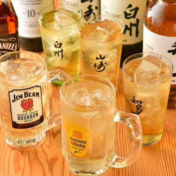 圧巻の100種類のハイボール！