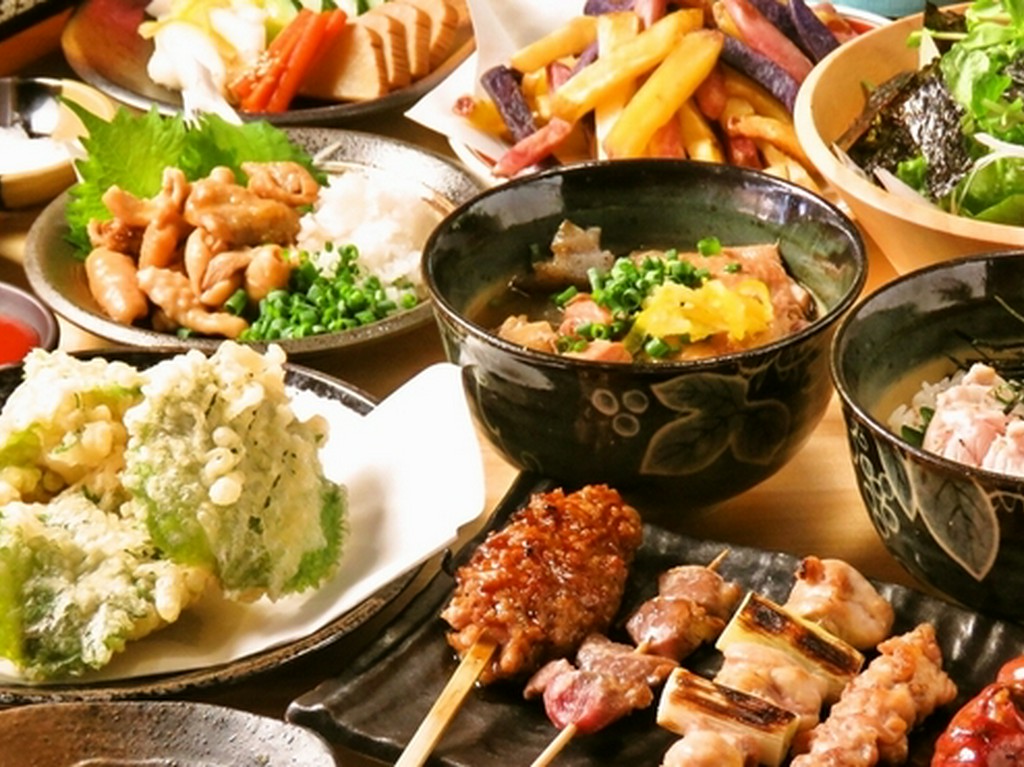 各種御宴会にオススメ！当店名物を取り揃えた2H飲放付き［かいかぶりコース］税込4000円！！