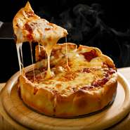 ※オープン～17時45分と20時15分以降に予約を変更頂くと2時間飲み放題コースを500円引きでご利用頂けます。
※仕入れ状況により、コース内容に変更の場合がございます。
※人数が揃っていない場合でも、飲み放題の開始はご予約時間の開始と同じにさせて頂きます。
※混み合っている場合はお席を2時間制とさせて頂く場合がございます（2.5時間、3時間コースを除く）。
※滞在可能時間は2時間30分