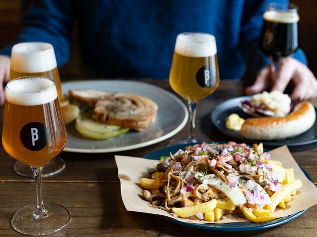 コストパフォーマンス抜群の飲み放題付きコースプランあり