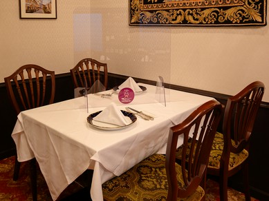 肩肘張らずに寛いで。おいしく愉しい2人のひと時