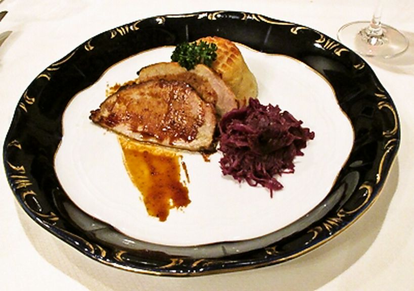 ハンガリーの食べられる国宝『マンガリッツァ豚のソテー』