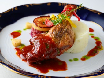 マンガリッツァ豚とも並ぶ、鴨料理も愉しんで