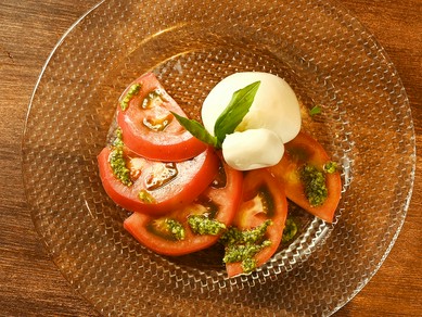 ポモドリーニ～水牛モッツァレラとバジル・ミニトマトのトマトソース～