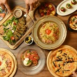 全80種！焼きたてのピッツァ、パスタ。厳選ワインやスパークリング、カクテルたちを好きなだけ。