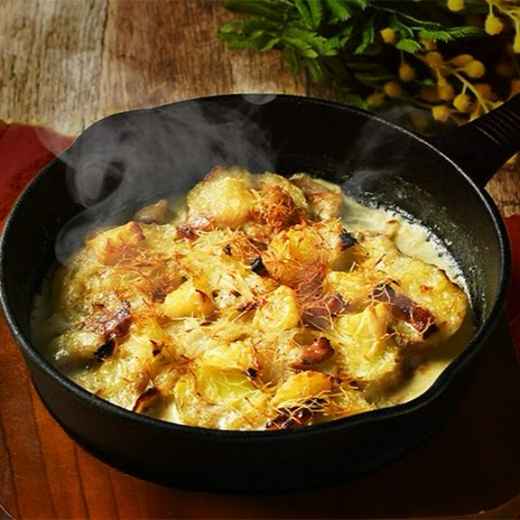 新じゃがとカマンベールのタルティフレット　~こんがりアルプス風グラタン~