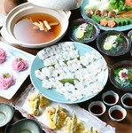 霜降りが特徴の日吉豚とうおまん秘伝の豆乳出汁の相性は抜群。お出汁で最後まで味わい尽くせます。