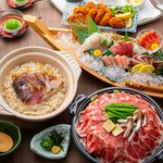 専門のバイヤーが目利きした厳選鮮魚を使用。肉・魚・米、うおまん名物をあじわい尽くすコースです。