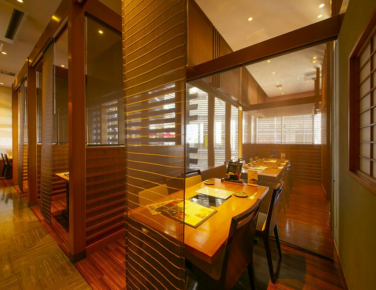 落ち着いた雰囲気が魅力の大人な空間