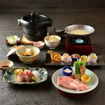 歓送迎会・ご接待・会食など大切なお集まりに。
自慢の名物料理をお召し上がりいただけるミニ会席です。