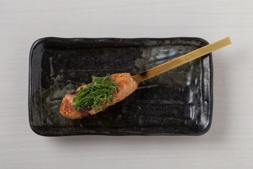 外は香ばしく中はふわっと濃厚な「つくね」