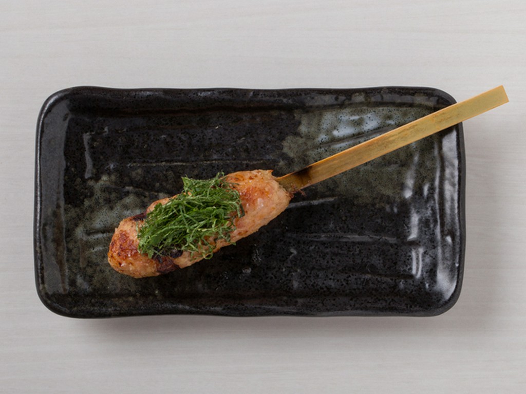 外は香ばしく中はふわっと濃厚な「つくね」
