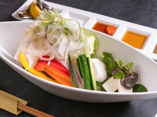 沖縄県産の新鮮な｢島野菜｣