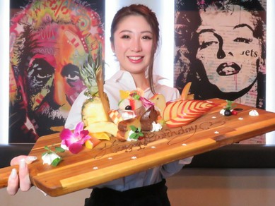 映えのフルーツ盛りデザートプレート