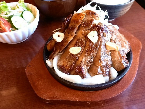 豚ステーキ カフェbalぼーく 伏見 醍醐 鉄板焼き ネット予約可 ヒトサラ