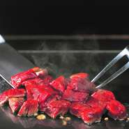 牛肉の中でも柔らかい最上質のヒレ肉です。
（200g）￥2,920
（300g）￥3,610
（400g）￥4,840