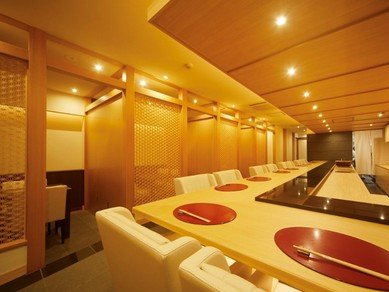 時の流れも穏やかに感じる、和の趣が溢れる洗練された空間