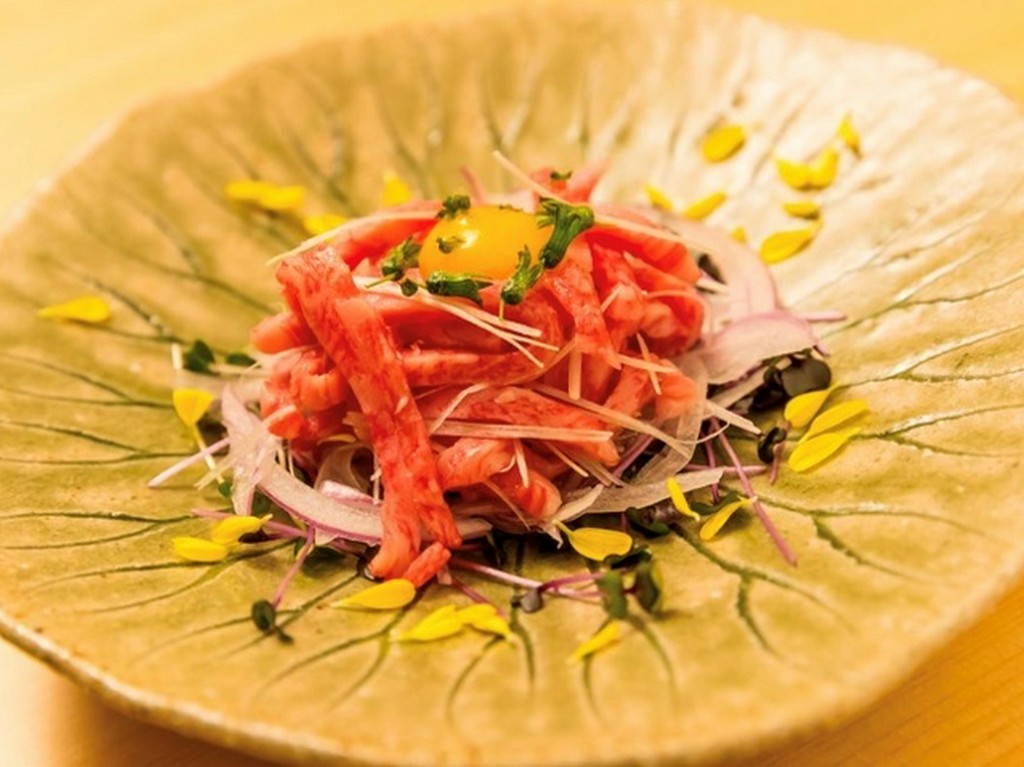 黒毛和牛　ユッケ　低温調理