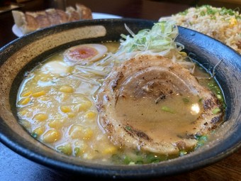 みそモロコシバターラーメン