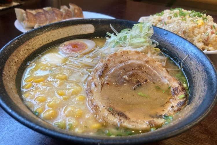 八茶坊 読谷/北谷/ラーメン ネット予約可 | ヒトサラ