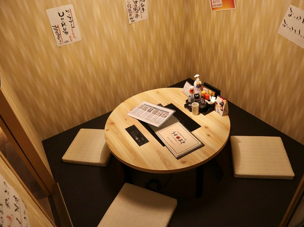 接待や会食などのビジネスシーンもうずまきにお任せください