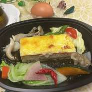 前菜からメインまでご希望のお料理をテイクアウトできます。お気軽にお問い合わせください。