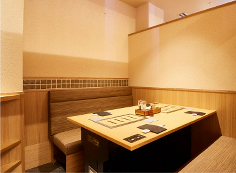 接待や記念日にも最適な個室をご用意しております