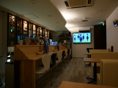 燻製料理とお酒を楽しむ3〜15名様程度のグループ歓送迎会に！