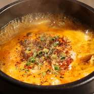 一度食べたらまた食べたくなる！本格的な味わいの『スンドゥブ』