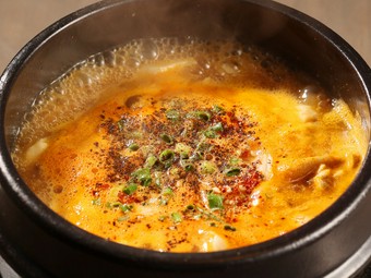 一度食べたらまた食べたくなる！本格的な味わいの『スンドゥブ』