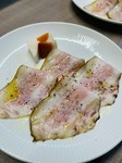 新潟県産つなんポークホホ肉ベーコン。