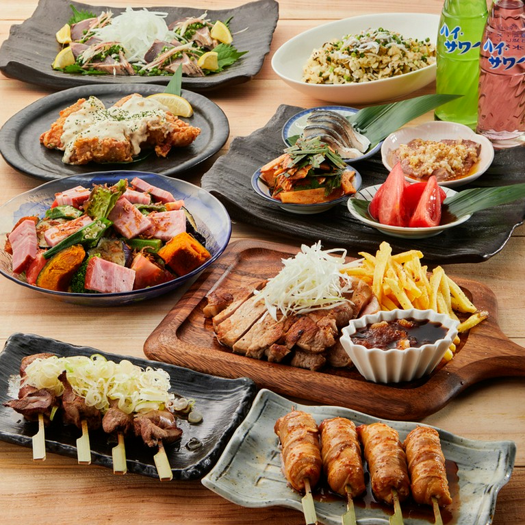 多彩な料理を楽しめるコース料理をご用意