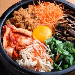 石焼きビビンバ